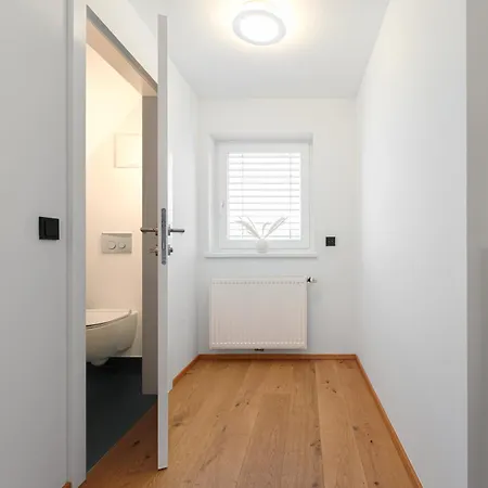 בית נופש Platschberg Urban Hideaway - Stilvolles Mit Pool An Der Weinstrasse