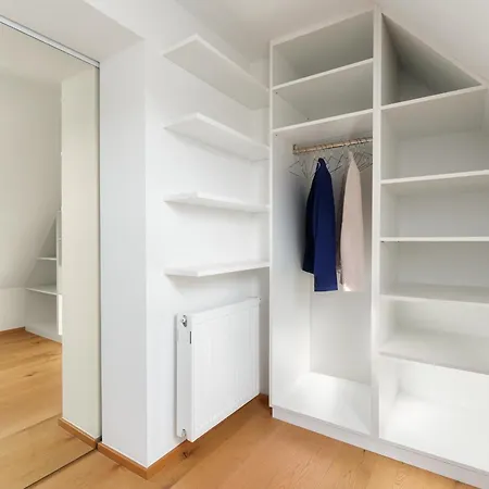 Ferienhaus Platschberg Urban Hideaway - Stilvolles Mit Pool An Der Weinstraße