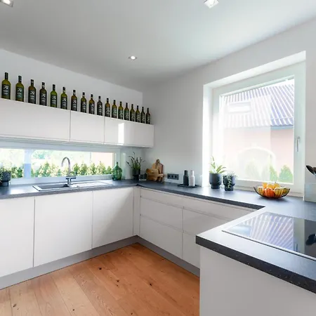 Platschberg Urban Hideaway - Stilvolles Mit Pool An Der Weinstraße *