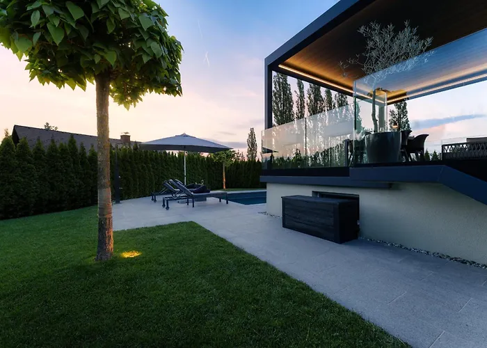 Platschberg Urban Hideaway - Stilvolles Mit Pool An Der Weinstrasse * Berghausen