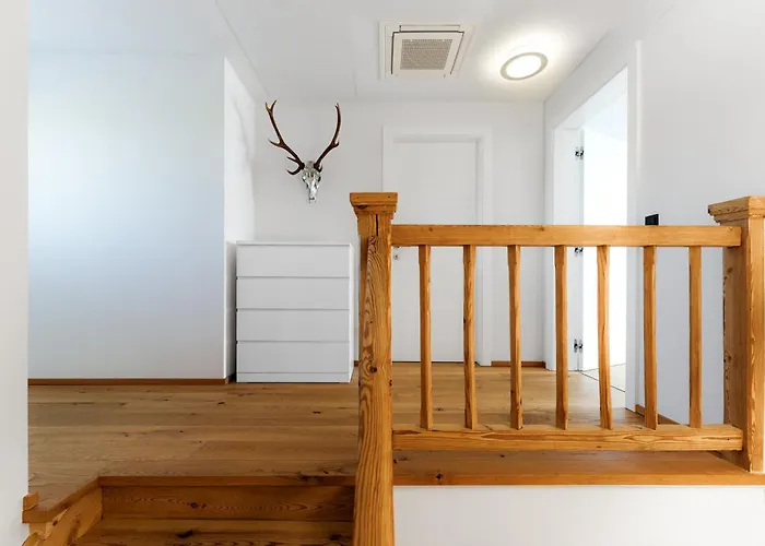 Platschberg Urban Hideaway - Stilvolles Mit Pool An Der Weinstrasse Berghausen