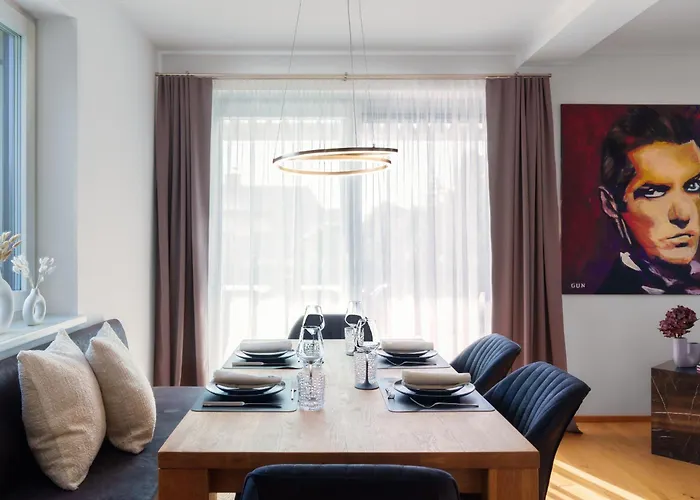 Platschberg Urban Hideaway - Stilvolles Mit Pool An Der Weinstrasse * Berghausen