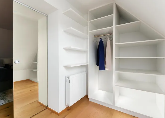 Holiday home Platschberg Urban Hideaway - Stilvolles Mit Pool An Der Weinstrasse