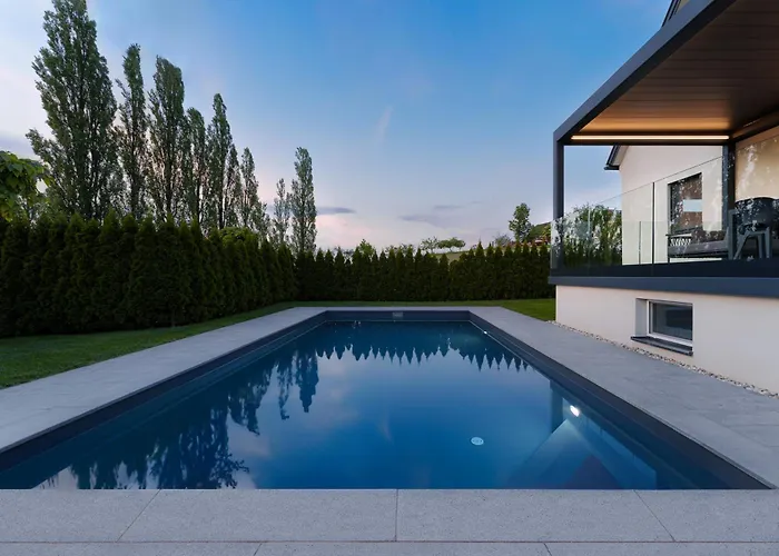 Platschberg Urban Hideaway - Stilvolles Mit Pool An Der Weinstrasse Berghausen